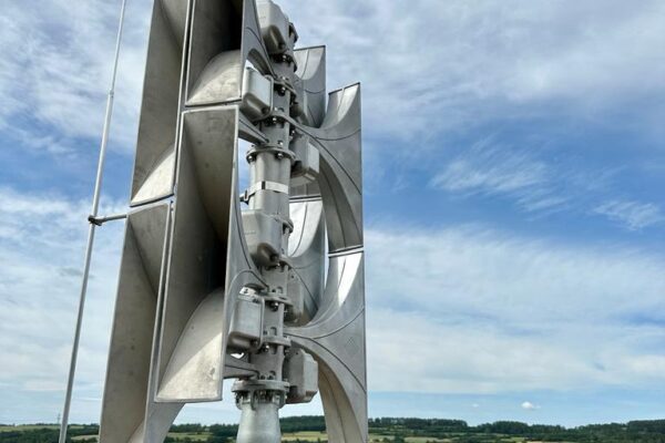Moderne Sirenen haben die Möglichkeit im Batteriebetrieb auch bei Stromausfall das Warnsignal auszusenden und die Feuerwehr zu alarmieren.